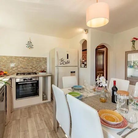 Villa Casa Valentina 6 Emma Porto Istana