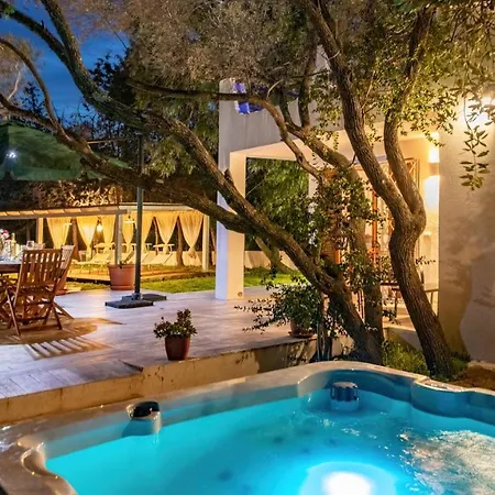 Casa Valentina 6 Emma * Porto Istana